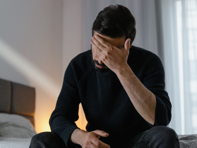 Mania del controllo nella coppia: non riuscire a sostenere l'incertezza